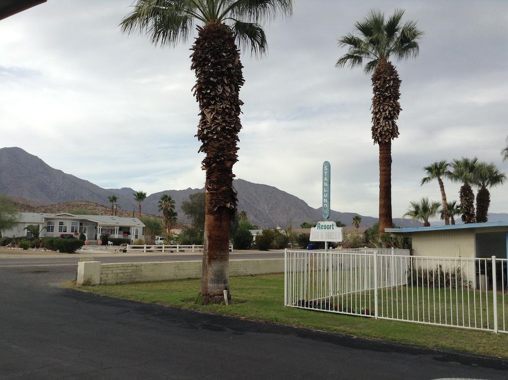 Stanlunds Inn And Suites Borrego Springs Dış mekan fotoğraf