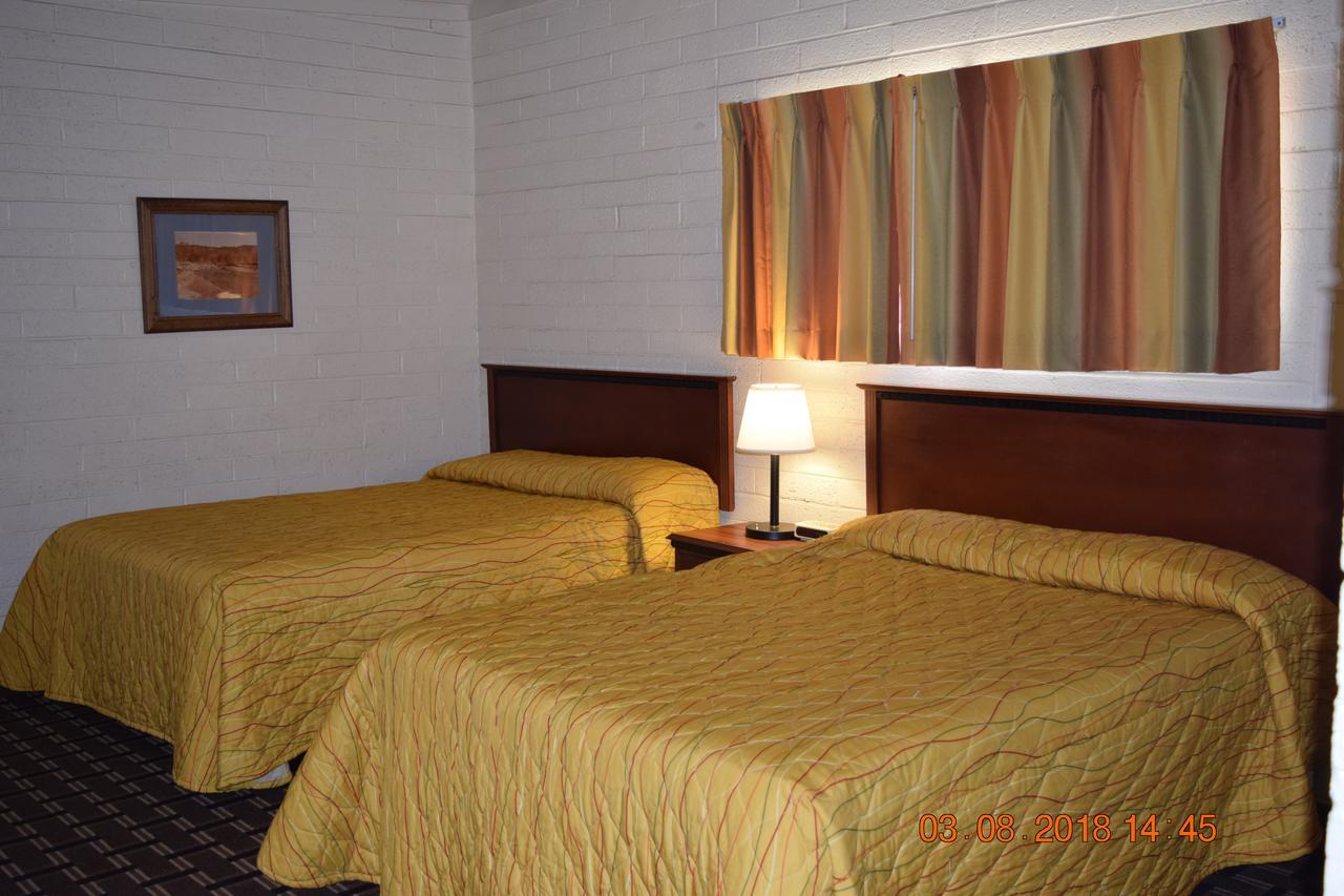 Stanlunds Inn And Suites Borrego Springs Dış mekan fotoğraf